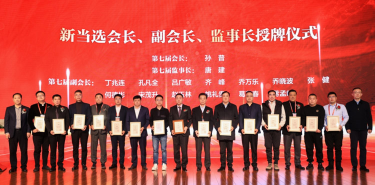 三项殊荣，，，，，见证了NG电子游戏从原点走向天下